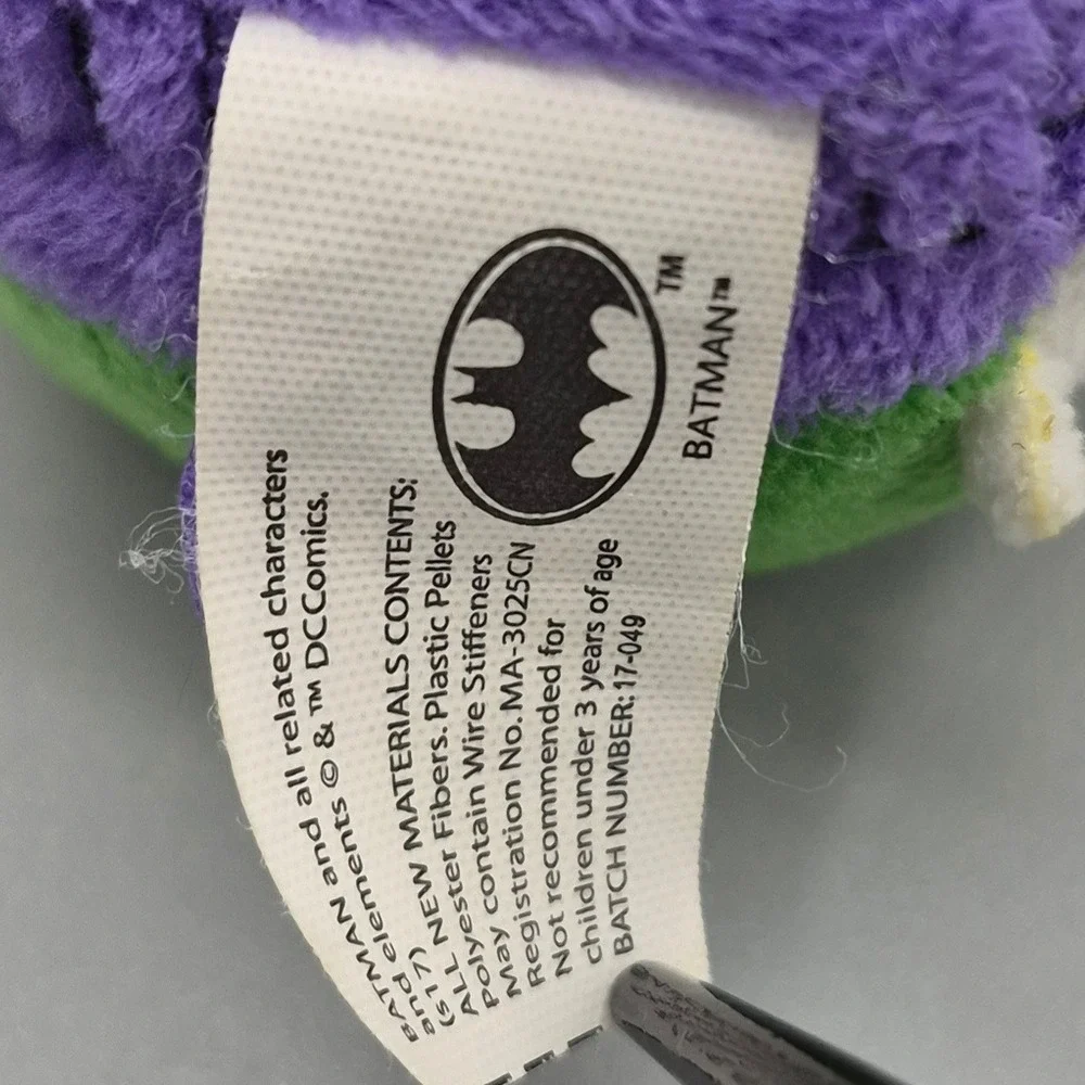 Six Flags DC Comics The Joker Plush Bean Bag Tsum Tsum Style Green Purple Batman